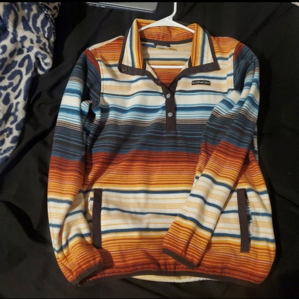 Cinch pullover